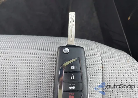 2021 Toyota Corolla Le z USA, uszkodzony, nr VIN JTDEPMAE2MJ161033